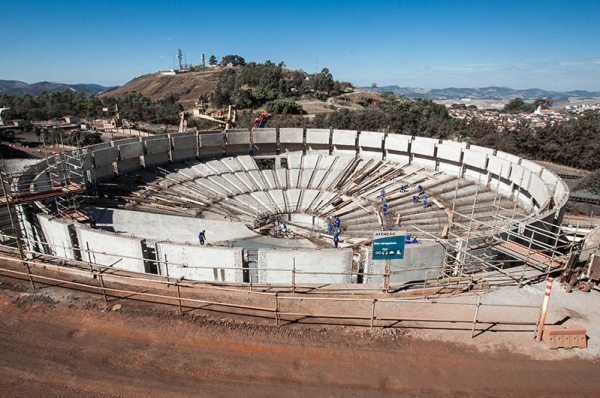 pre-fabricados-de-concreto-obra-espessador-de-rejeitos-50m-mineracao